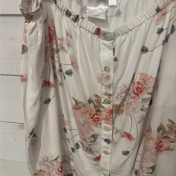 Plum Pretty Sugar Pink and White Ruffled Sleeveless Blouse - Picture 7 of 14